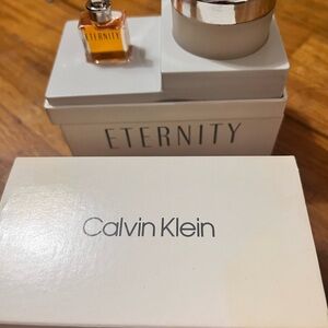 Calvin Klein White Eternity Fragrance Cologne Gift Set with Amber Bottle